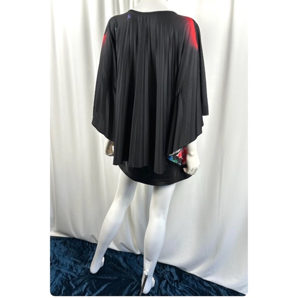 Vintage 70’s ‘Ms Tops of California Inc’ Floral Butterfly Kaftan Cape Blouse M/L - Picture 10 of 10